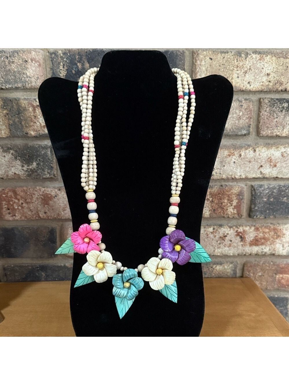 Vintage NOS Wooden Carved Tropical Flower Statement Necklace
